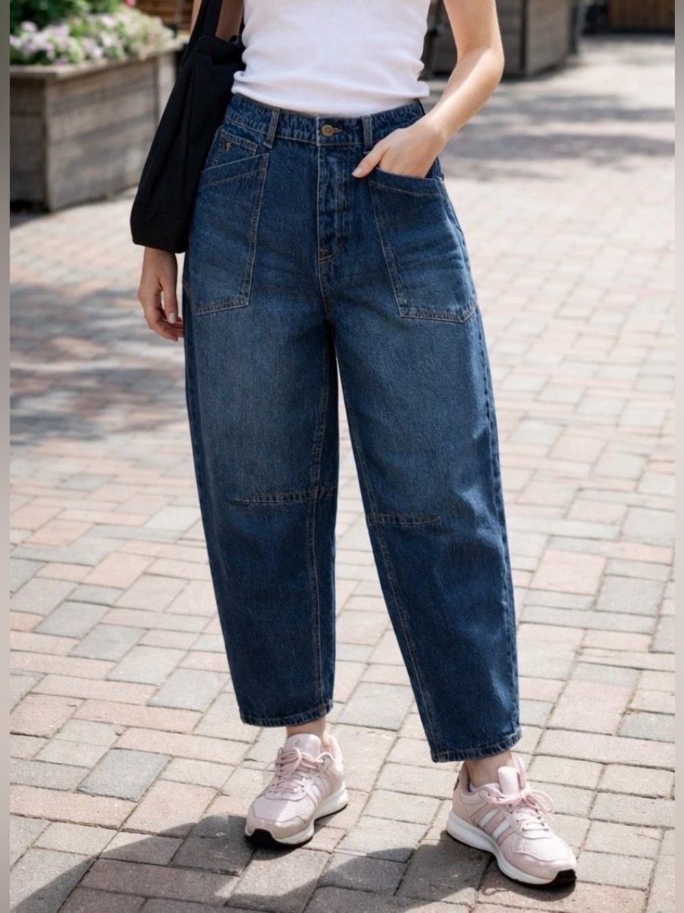 NWT Frye Premium Vintage Inspired High Rise Button Fly Barrel Jeans Women’s 4